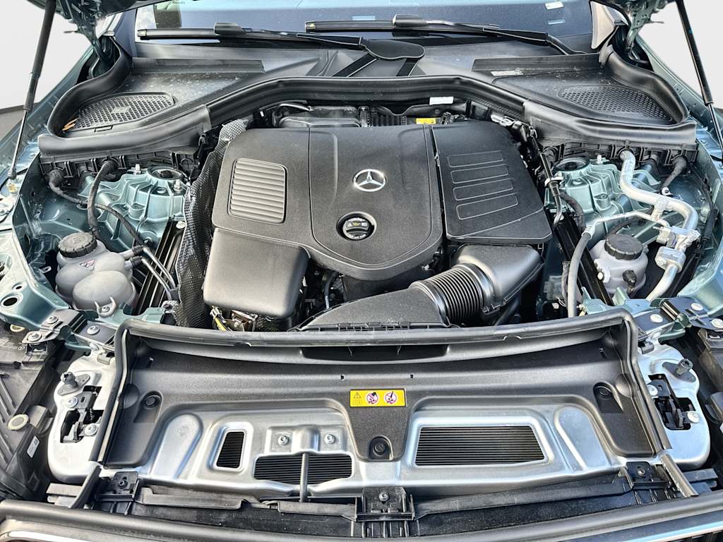 Thumbnail: 2026 Mercedes-Benz GLC - 9