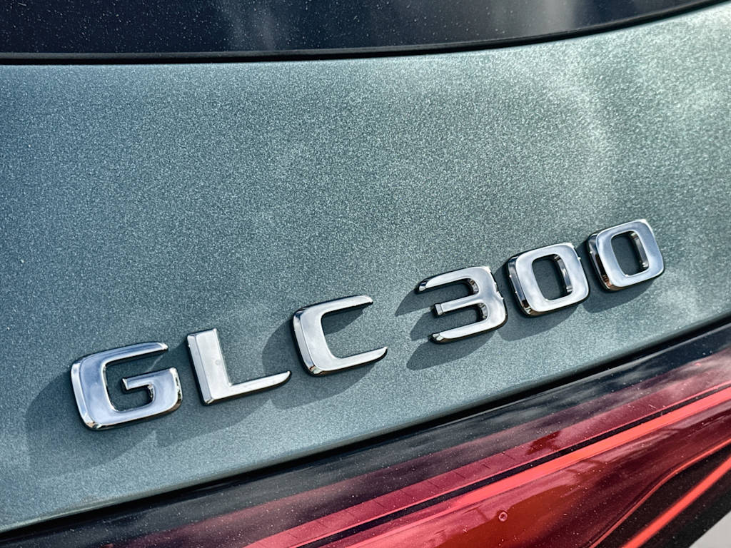 Thumbnail: 2026 Mercedes-Benz GLC - 7