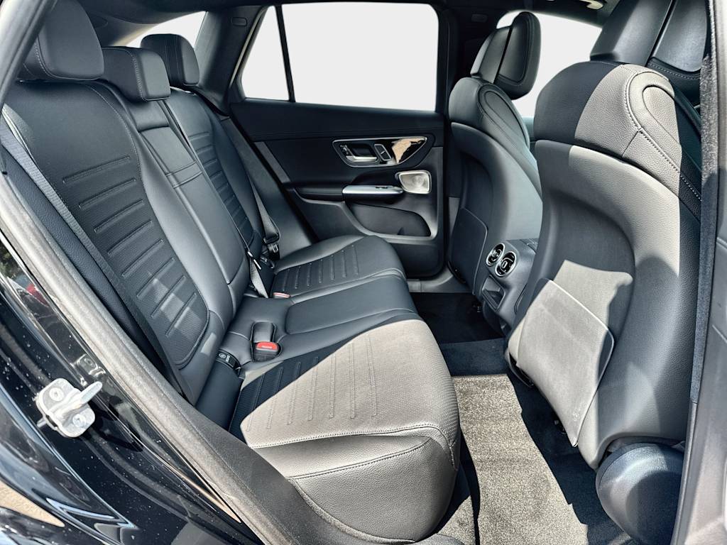 Thumbnail: 2026 Mercedes-Benz GLC - 26