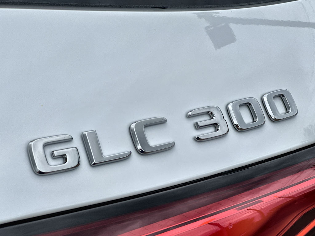 Thumbnail: 2026 Mercedes-Benz GLC - 7