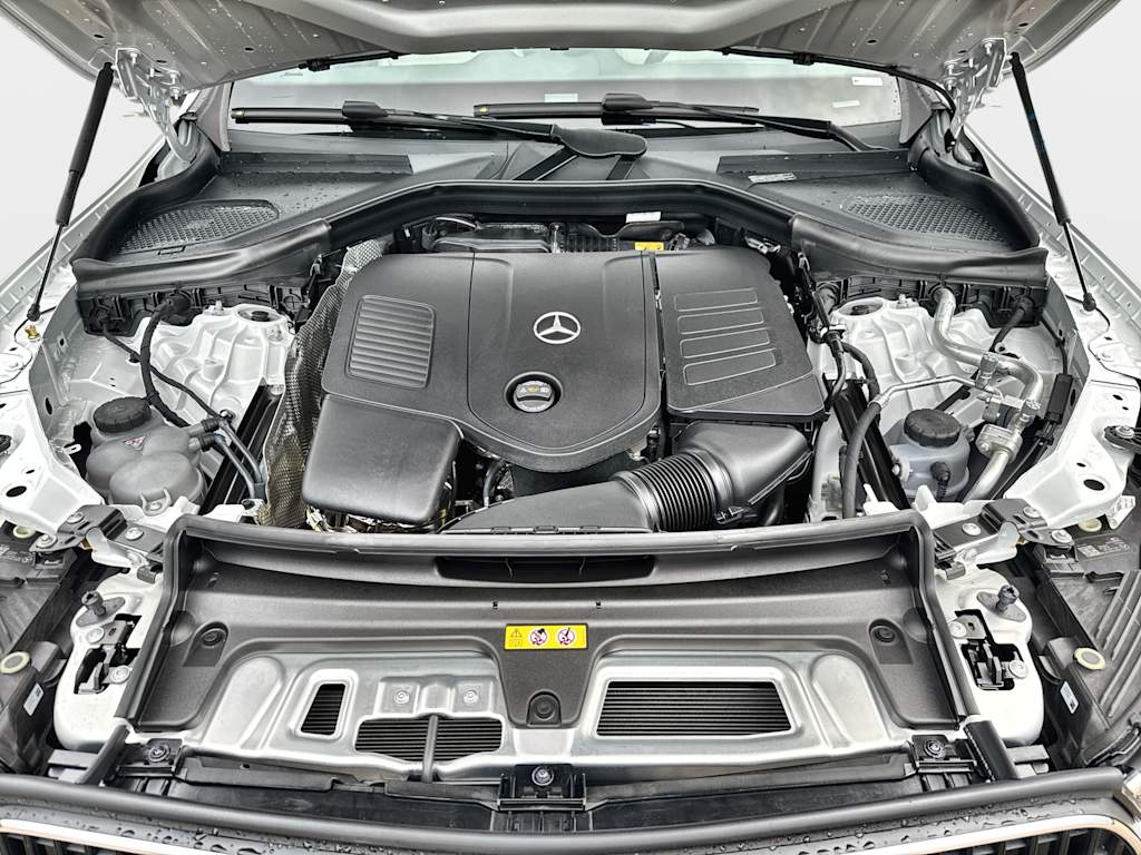 Thumbnail: 2026 Mercedes-Benz GLC - 9