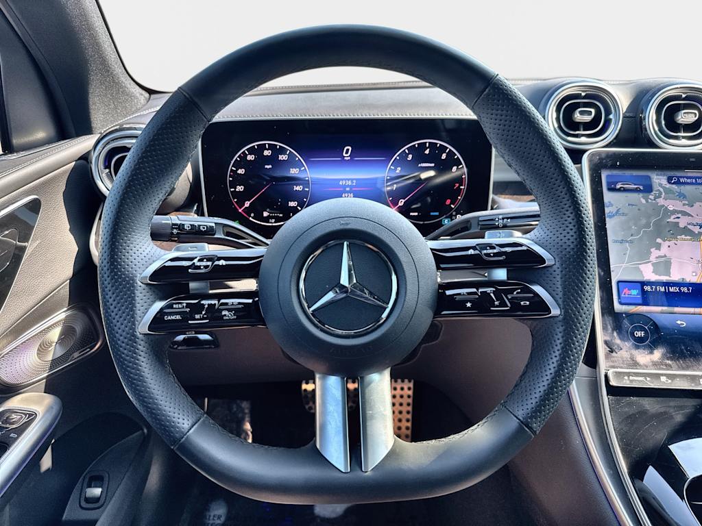 Thumbnail: 2026 Mercedes-Benz GLC - 10