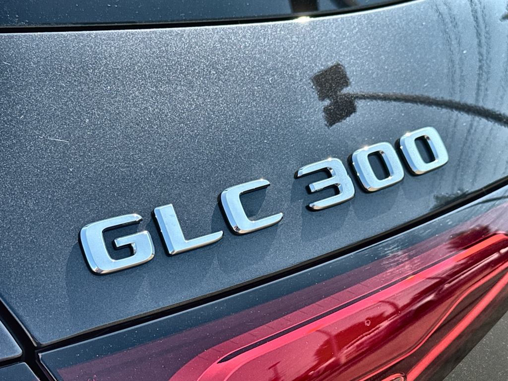 Thumbnail: 2026 Mercedes-Benz GLC - 7