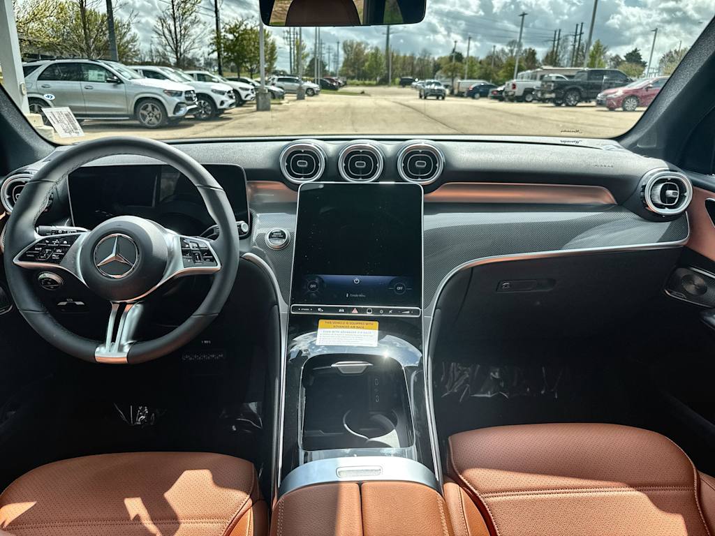 Thumbnail: 2026 Mercedes-Benz GLC - 2