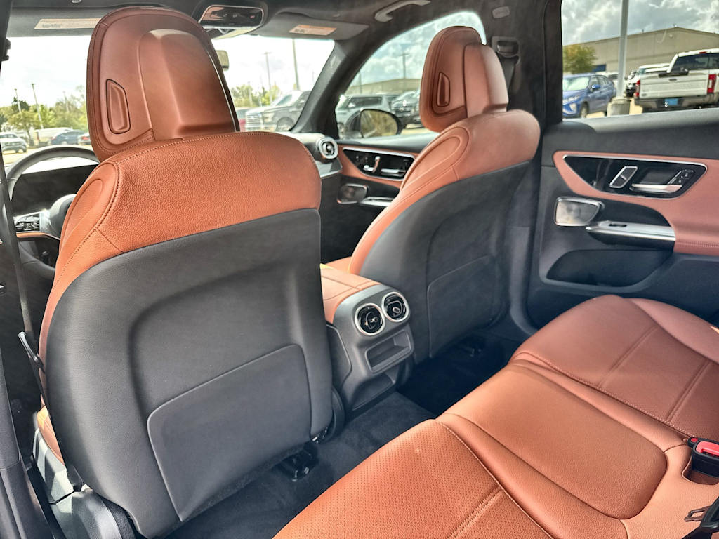 Thumbnail: 2026 Mercedes-Benz GLC - 25