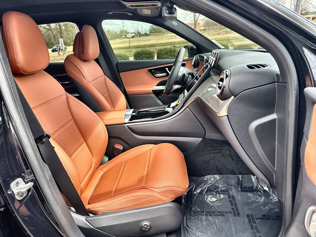 Thumbnail: 2026 Mercedes-Benz GLC - 21
