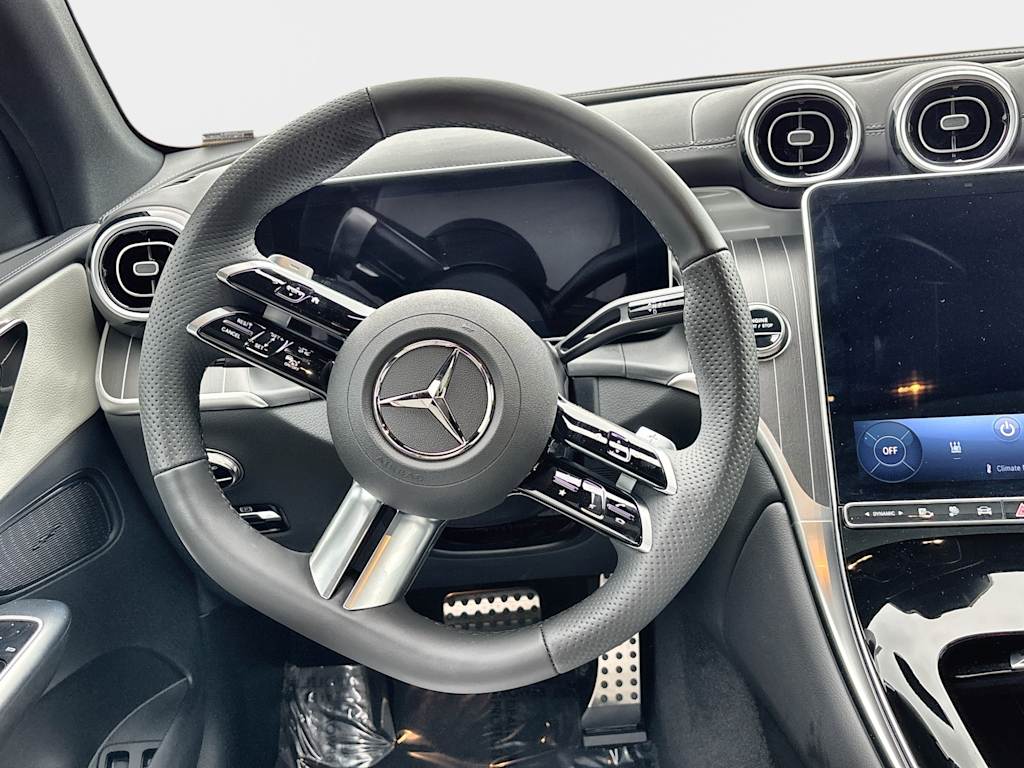 2025 Mercedes-Benz GLC Base - Photo 10