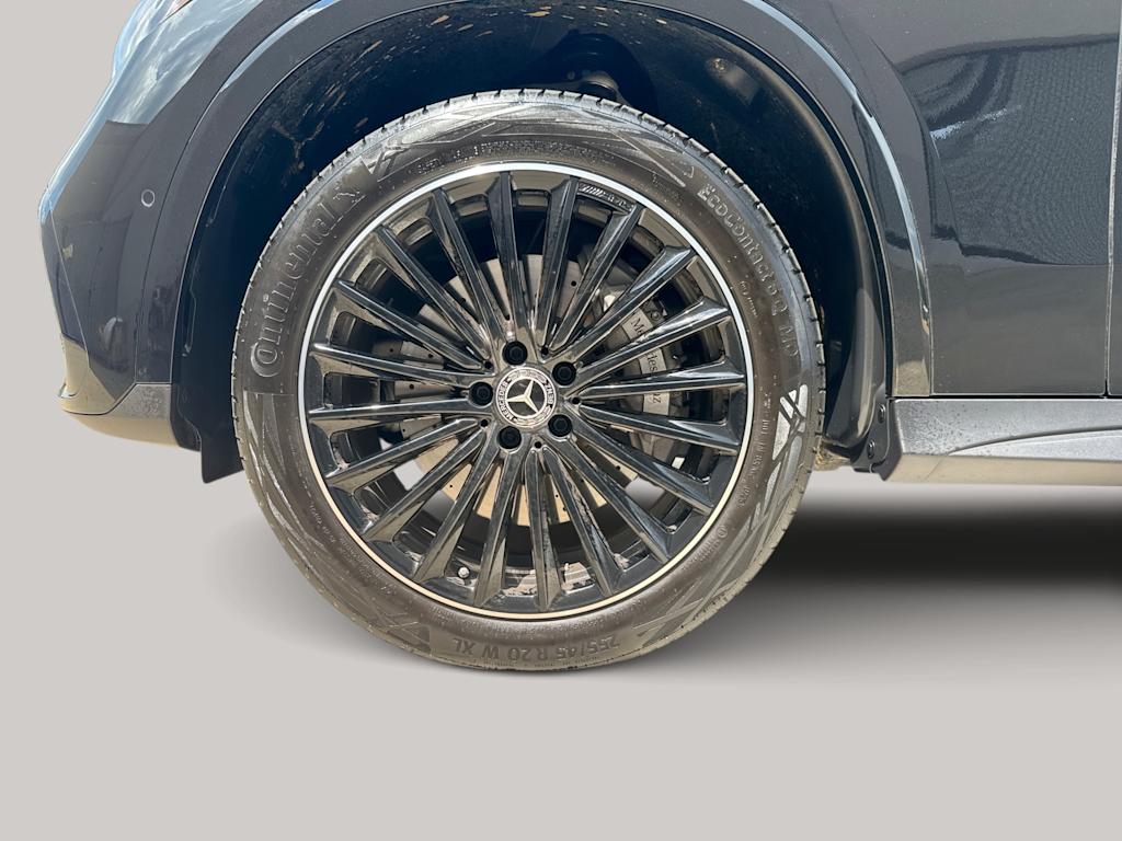 Thumbnail: 2025 Mercedes-Benz GLC - 8