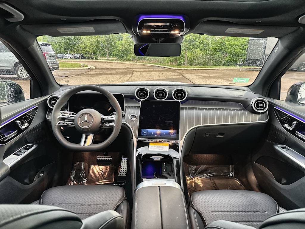 Thumbnail: 2025 Mercedes-Benz GLC - 2
