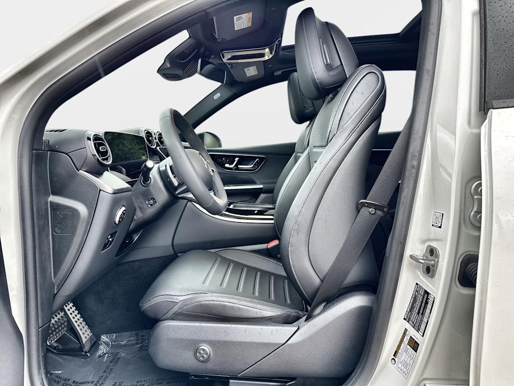 2025 Mercedes-Benz GLC Base - Photo 11