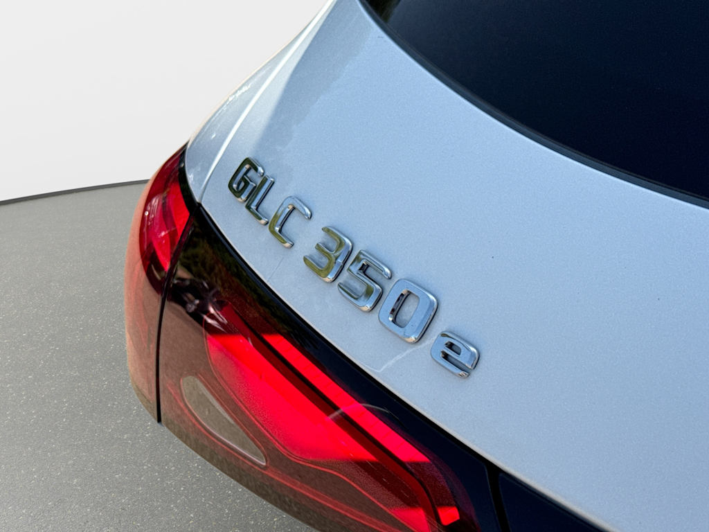 Thumbnail: 2025 Mercedes-Benz GLC - 7