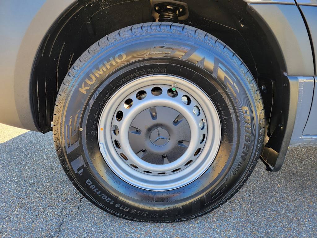 Thumbnail: 2025 Mercedes-Benz Sprinter - 5