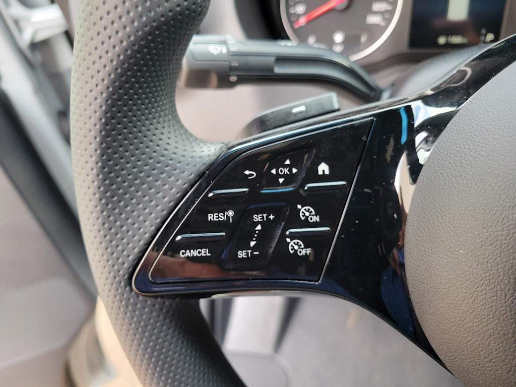 Thumbnail: 2025 Mercedes-Benz Sprinter - 20