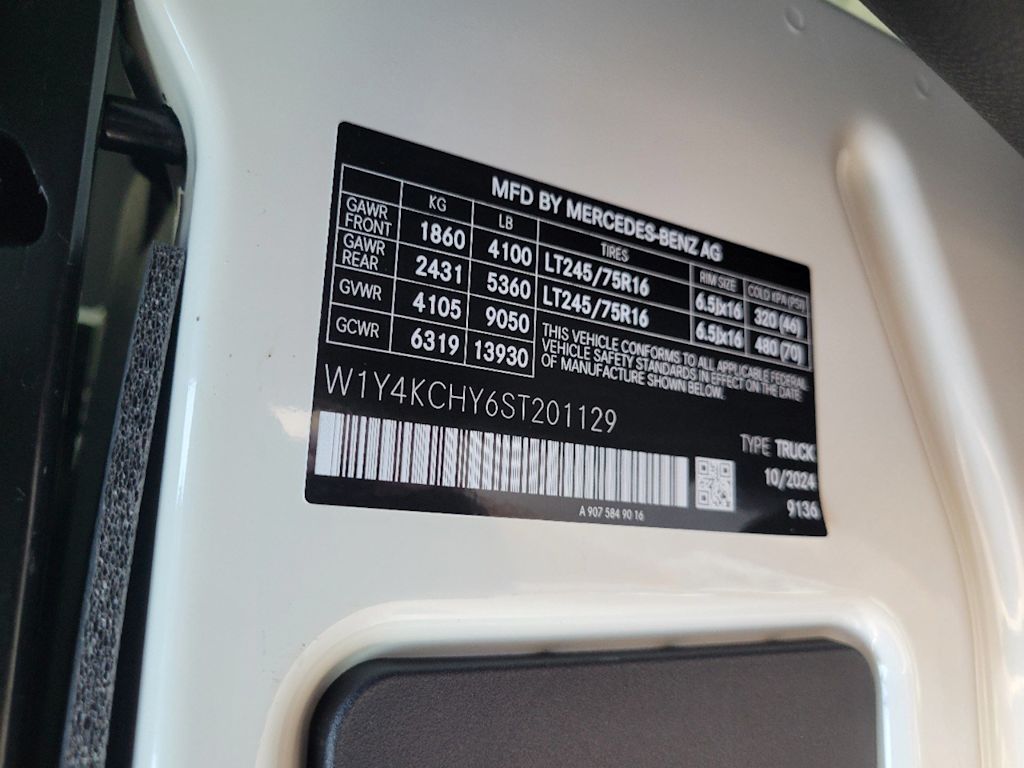 Thumbnail: 2025 Mercedes-Benz Sprinter - 15