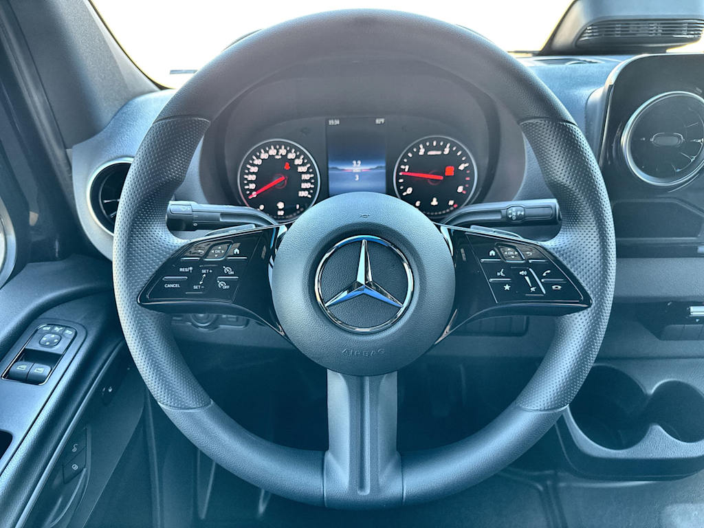Thumbnail: 2026 Mercedes-Benz Sprinter - 6