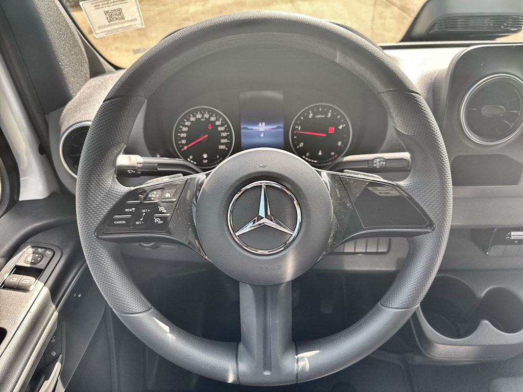 Thumbnail: 2026 Mercedes-Benz Sprinter - 13