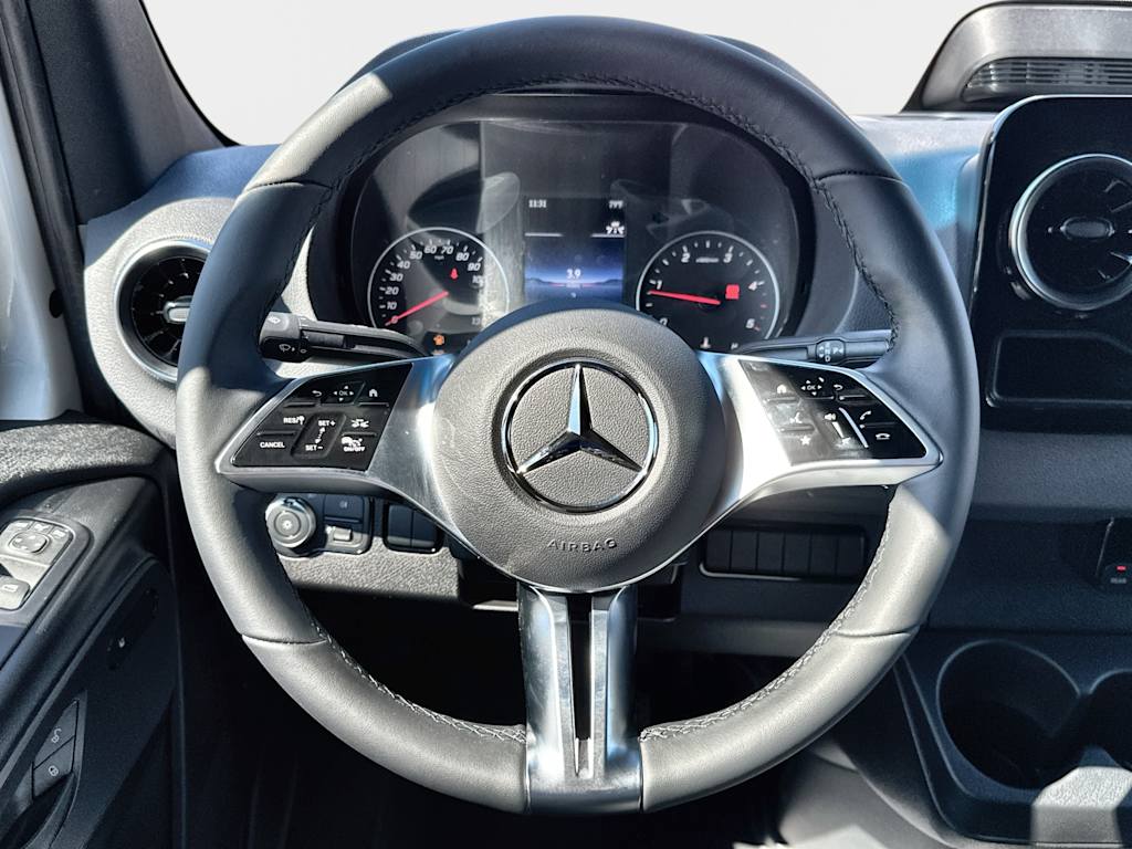 Thumbnail: 2026 Mercedes-Benz Sprinter - 7