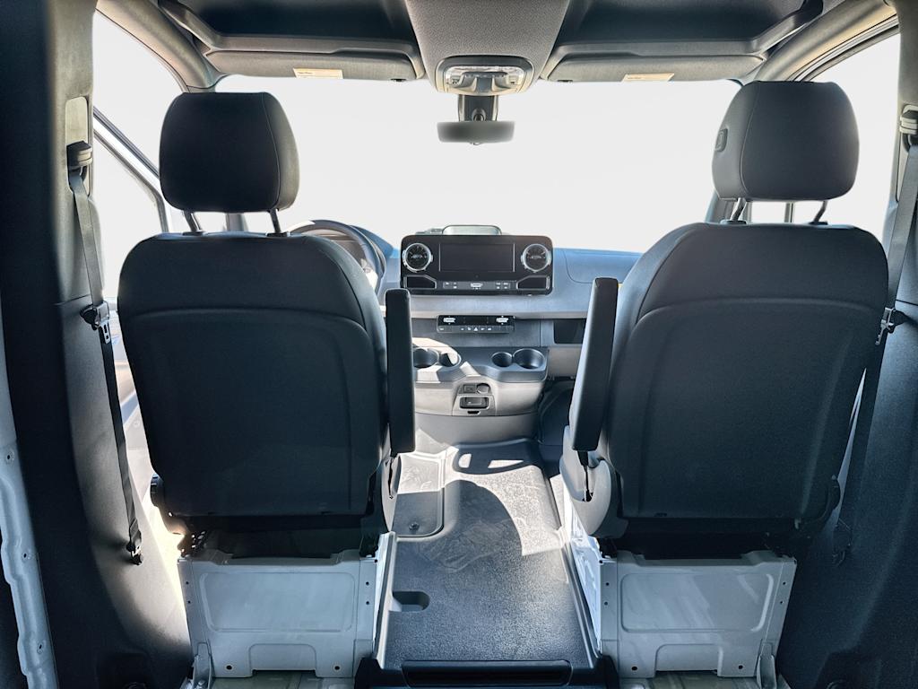 Thumbnail: 2026 Mercedes-Benz Sprinter - 19