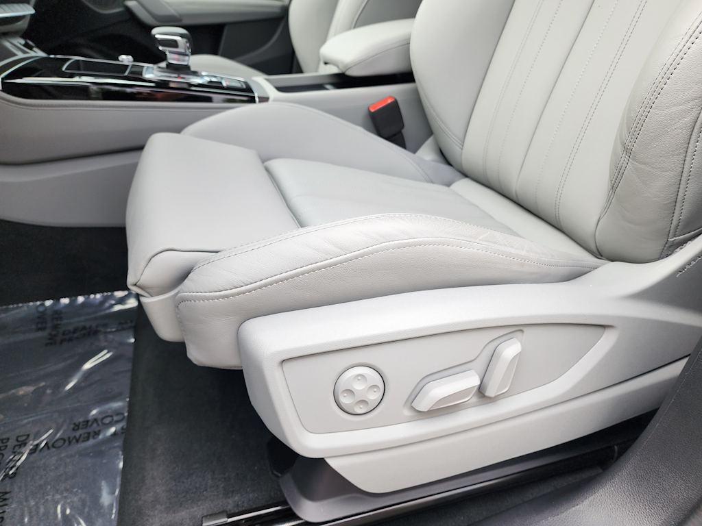 Thumbnail: 2025 Audi Q5 - 22