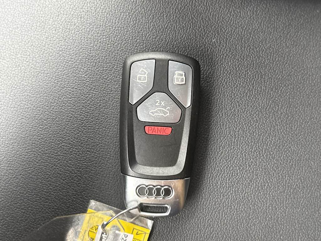 Thumbnail: 2023 Audi Q5 - 18