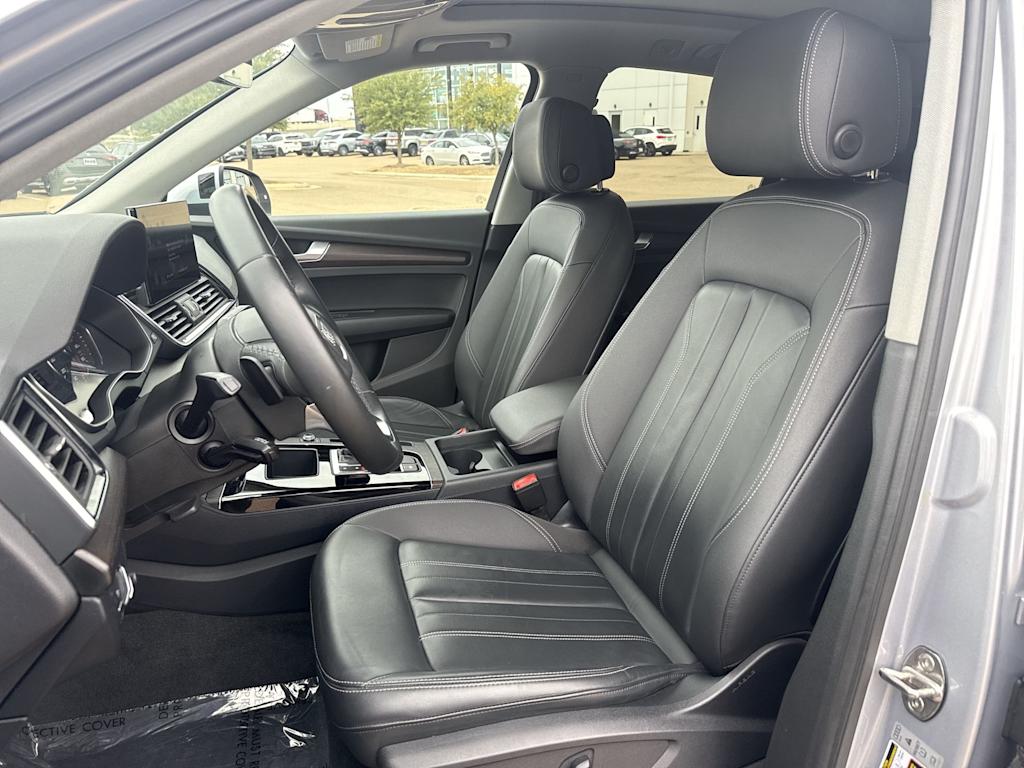 Thumbnail: 2023 Audi Q5 - 12