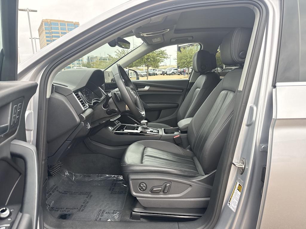 Thumbnail: 2023 Audi Q5 - 11