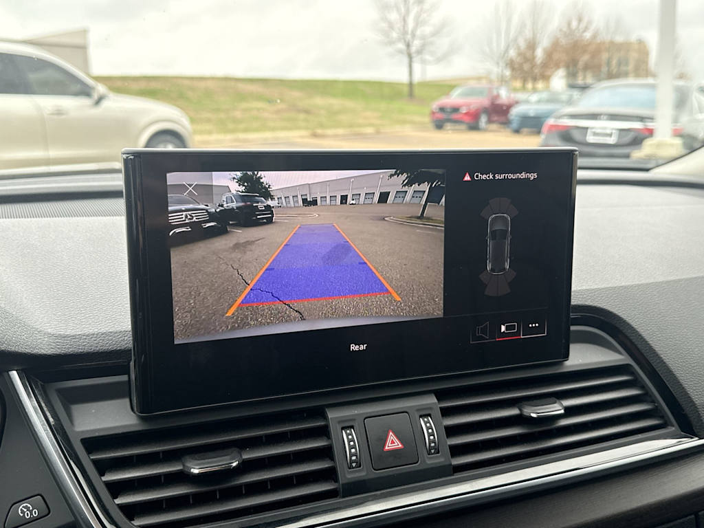 Thumbnail: 2023 Audi Q5 - 14