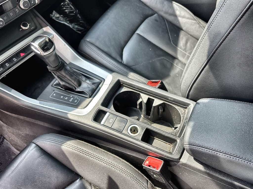 Thumbnail: 2021 Audi Q3 - 14