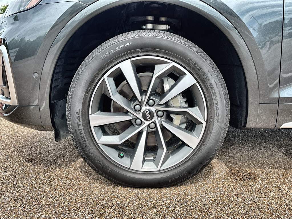 Thumbnail: 2024 Audi Q5 - 8