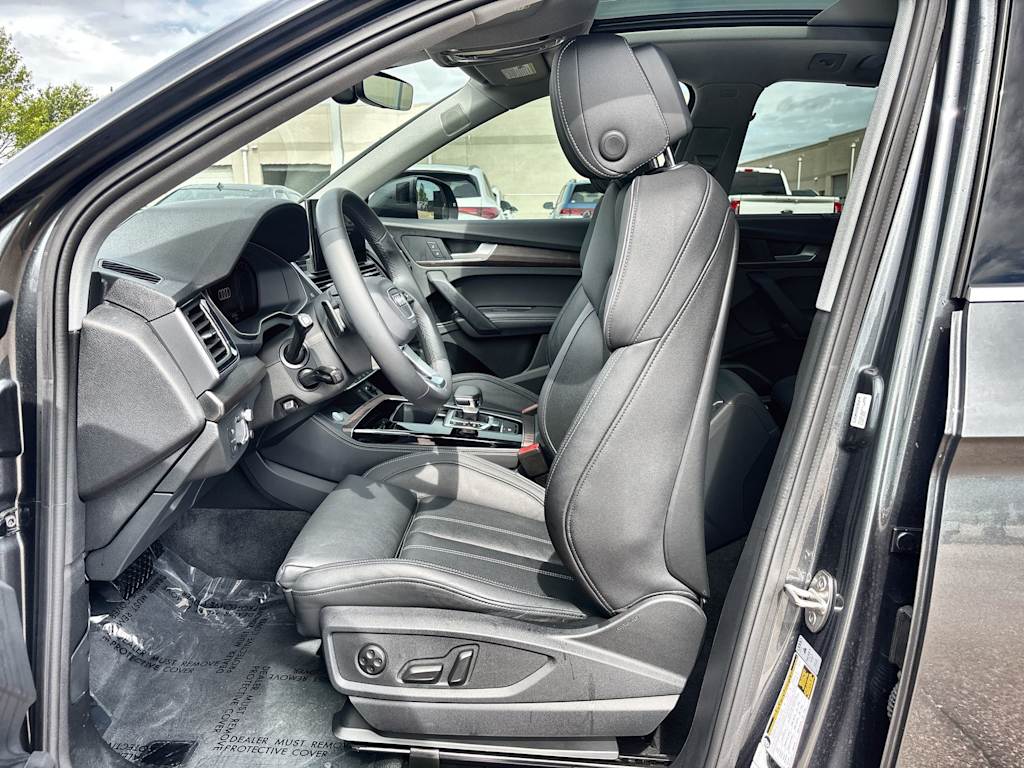 Thumbnail: 2024 Audi Q5 - 12