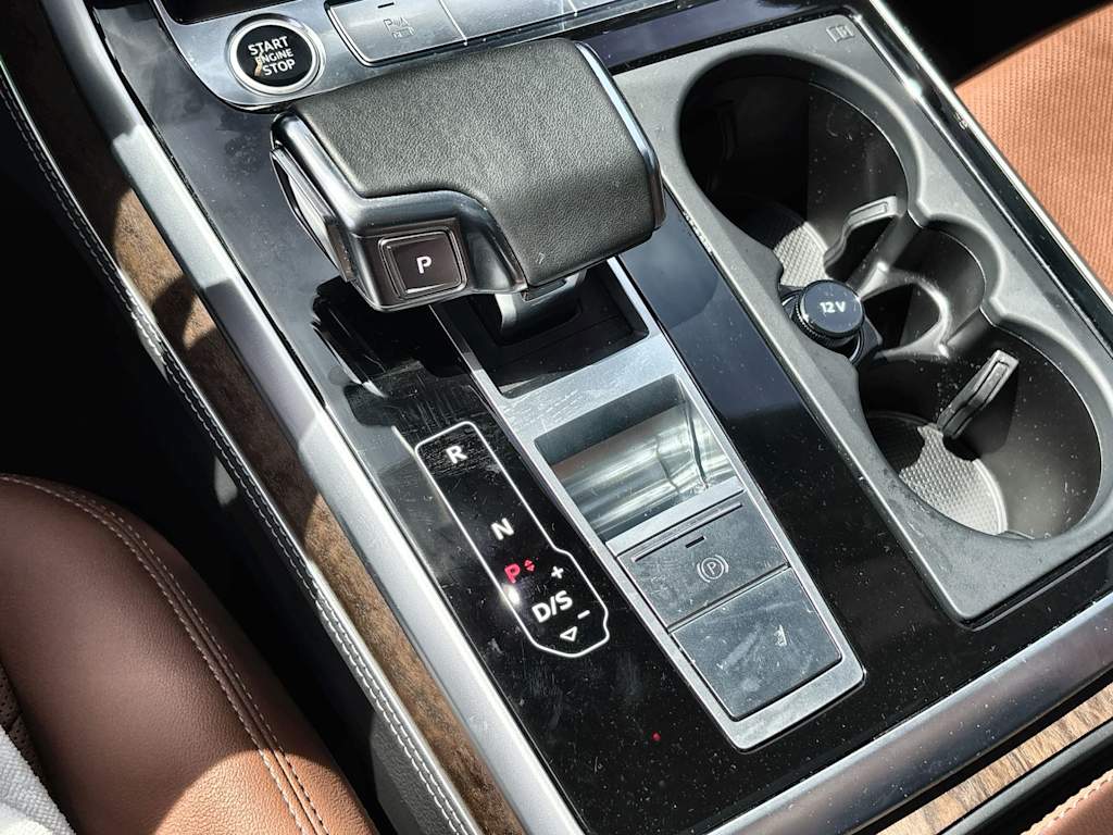 Thumbnail: 2025 Audi Q7 - 26