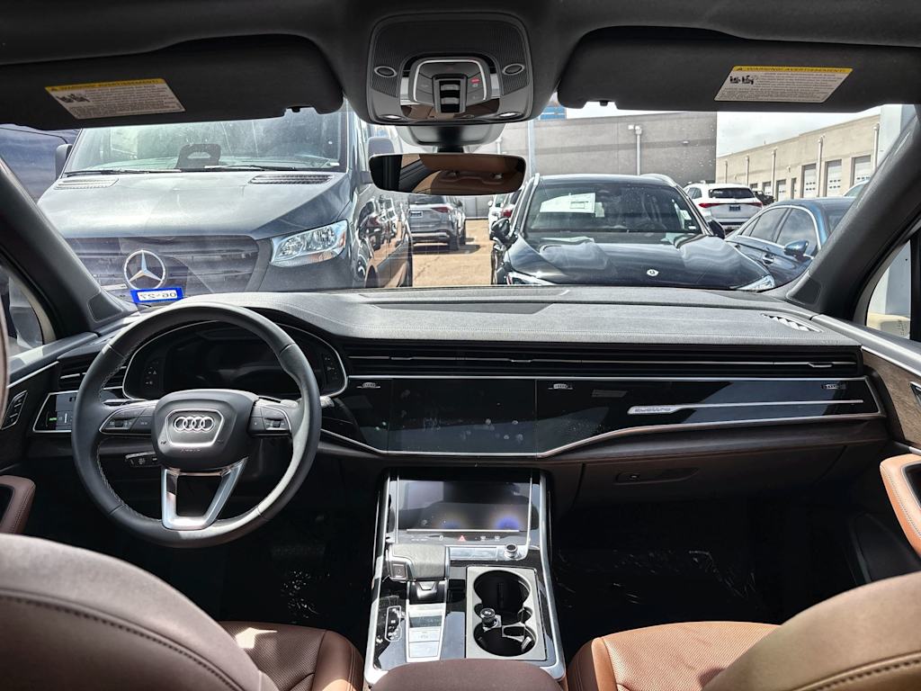 Thumbnail: 2025 Audi Q7 - 2
