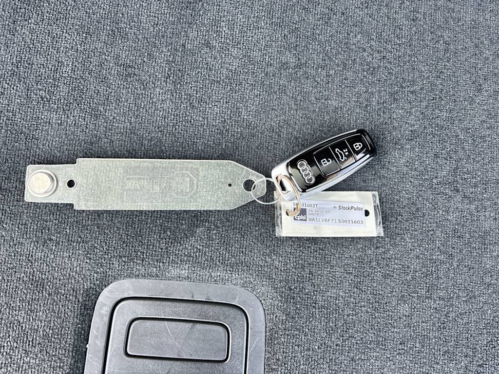 Thumbnail: 2025 Audi Q7 - 18