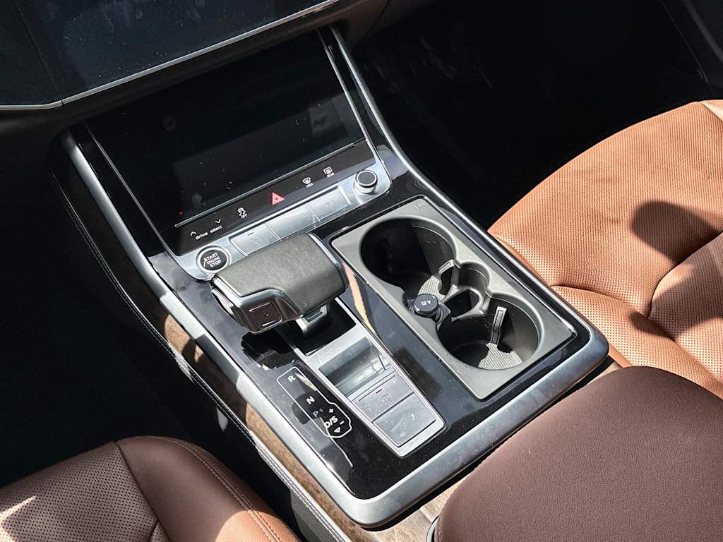 Thumbnail: 2025 Audi Q7 - 15