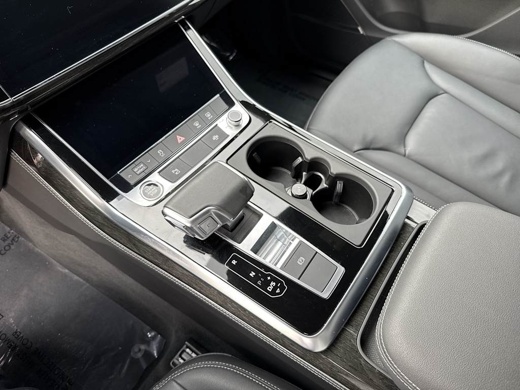 Thumbnail: 2025 Audi Q7 - 15