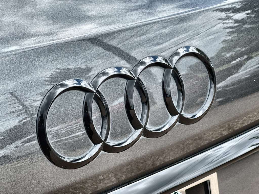 Thumbnail: 2022 Audi Q7 - 24