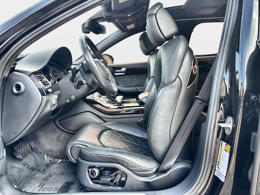 Thumbnail: 2017 Audi A8 - 12