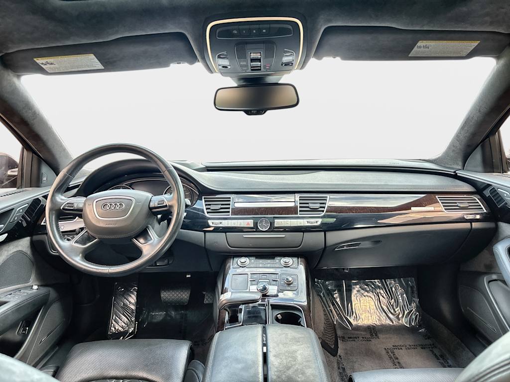Thumbnail: 2017 Audi A8 - 2