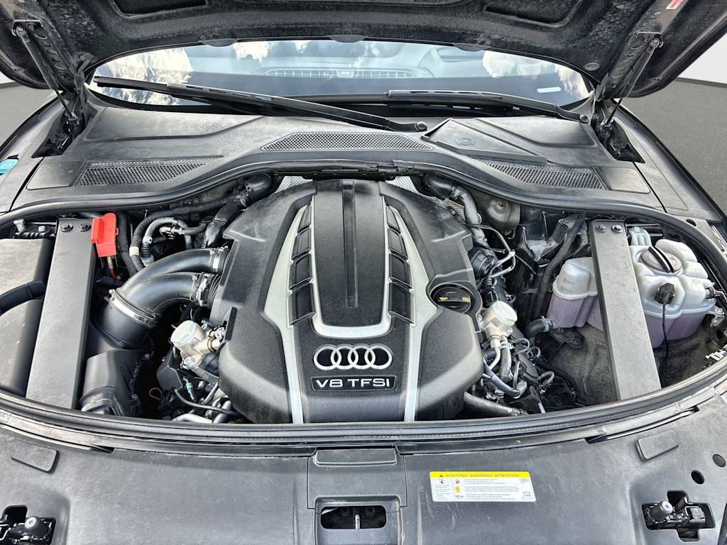Thumbnail: 2017 Audi A8 - 9