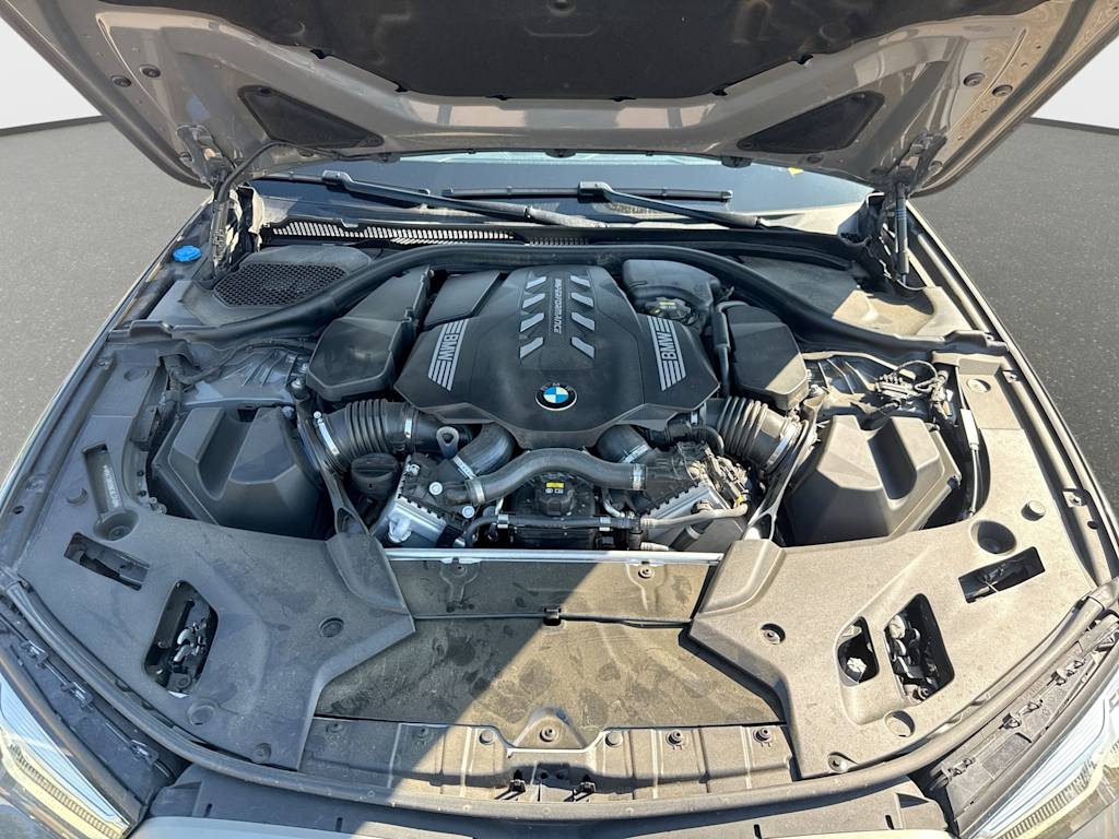Thumbnail: 2022 BMW 5 Series - 9
