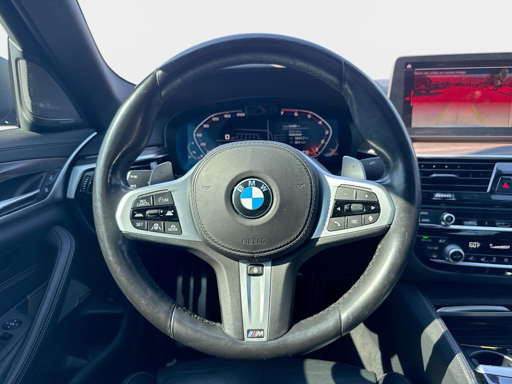 Thumbnail: 2022 BMW 5 Series - 10