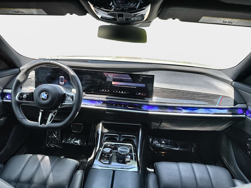 Thumbnail: 2026 BMW 7 Series - 2