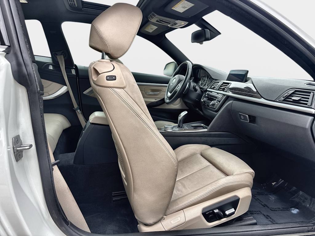 Thumbnail: 2017 BMW 4 Series - 23