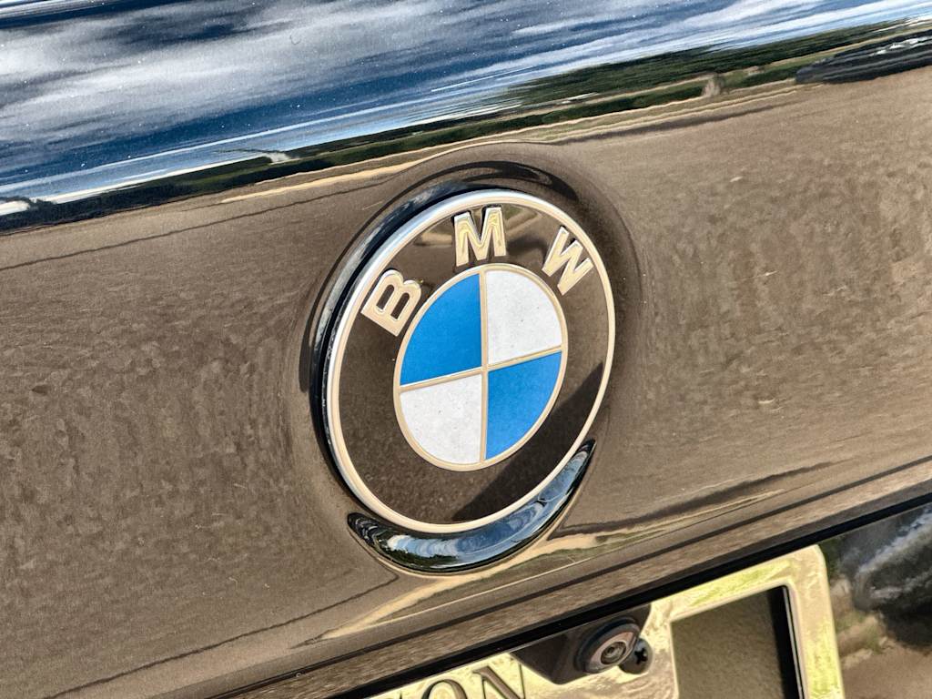 Thumbnail: 2023 BMW 5 Series - 24