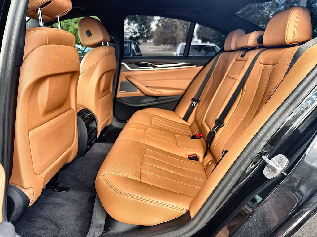 Thumbnail: 2023 BMW 5 Series - 12