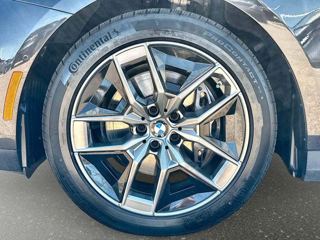 Thumbnail: 2026 BMW 5 Series - 7