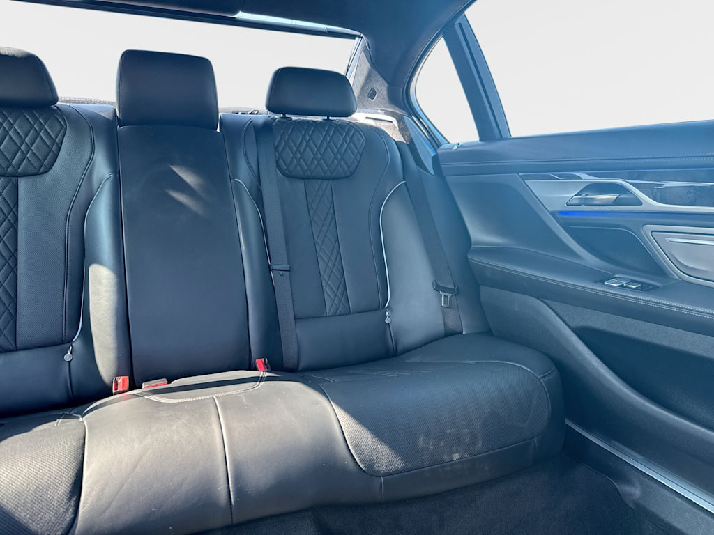 Thumbnail: 2018 BMW 7 Series - 13