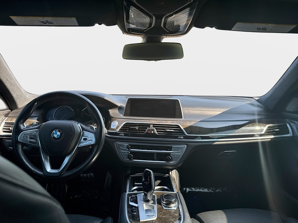 Thumbnail: 2018 BMW 7 Series - 2