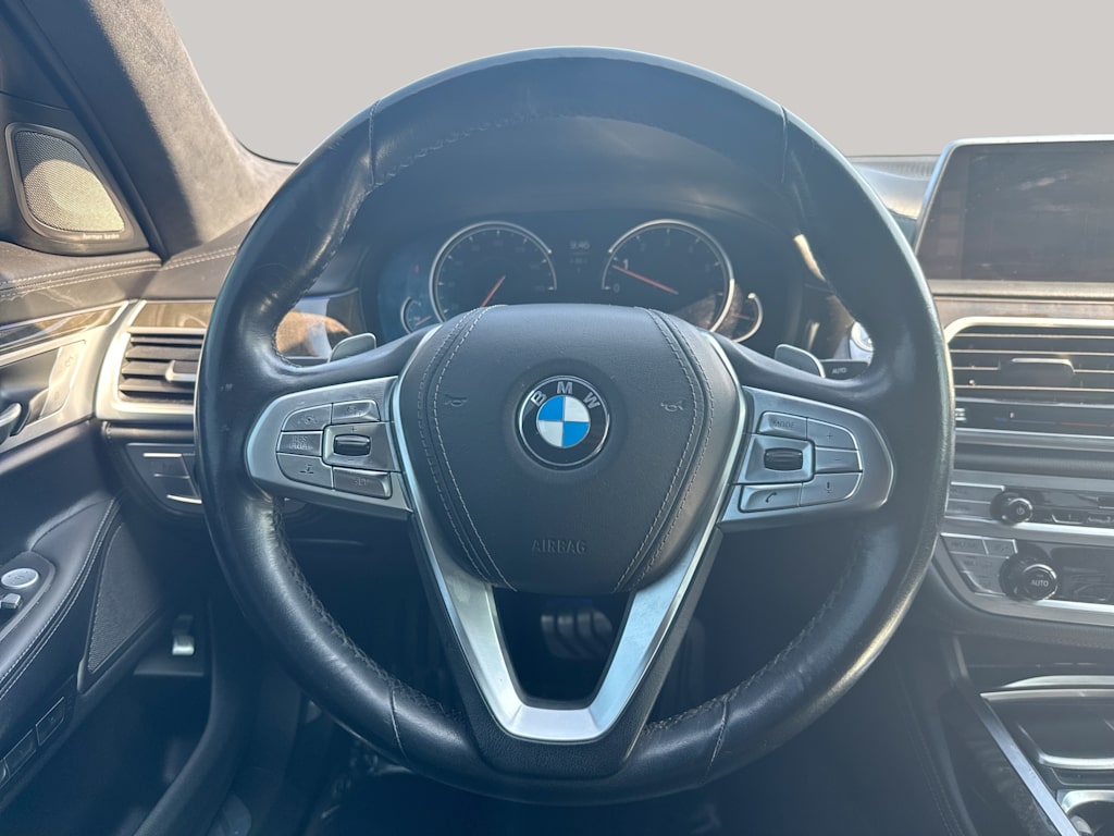 Thumbnail: 2018 BMW 7 Series - 10