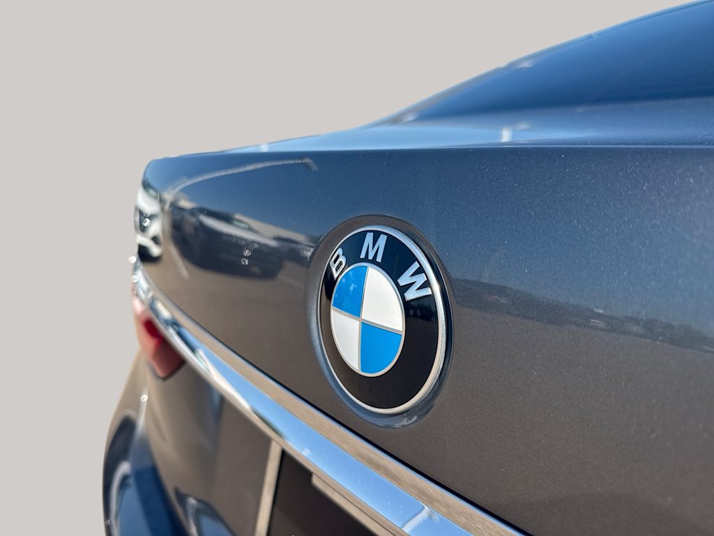 Thumbnail: 2018 BMW 7 Series - 25